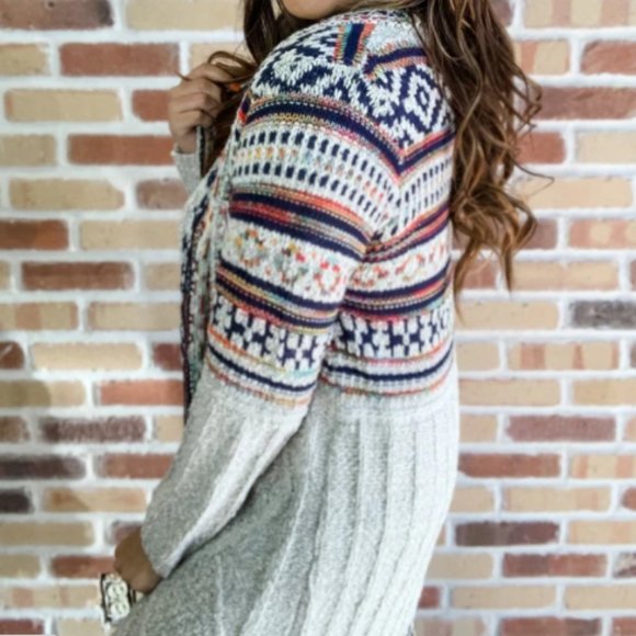 Women's Top PATTERNS AT PLAY FRINGE CARDIGAN - Picture 2 of 3